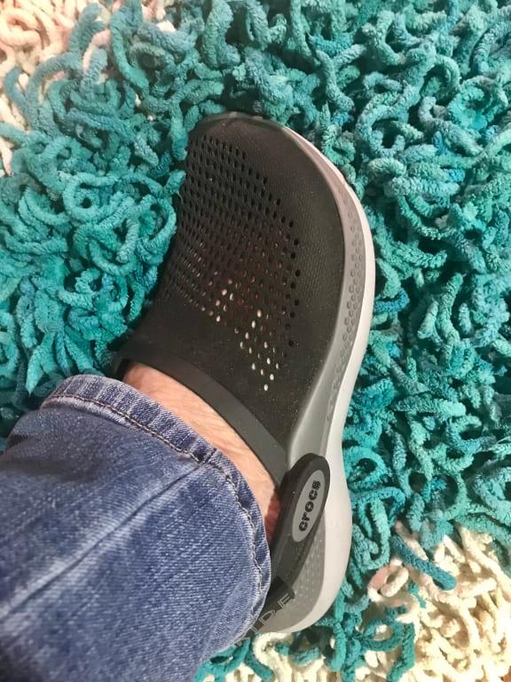 Crocs literide on on sale feet