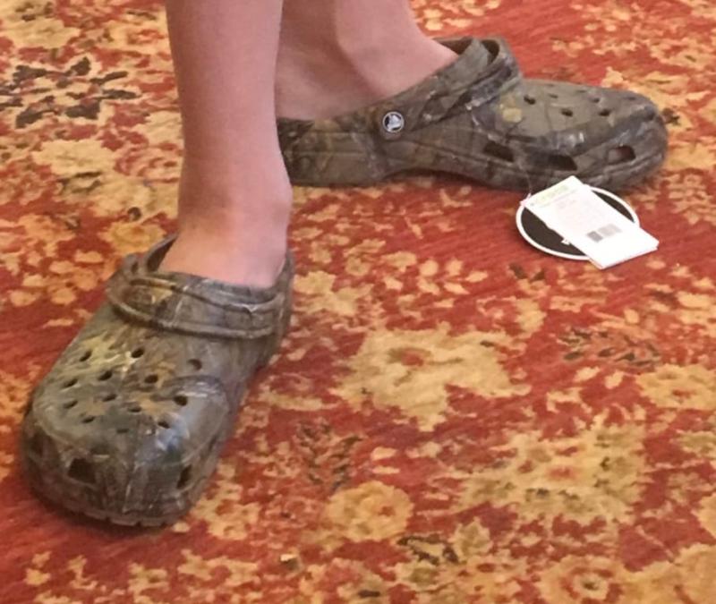 Orange camo crocs best sale