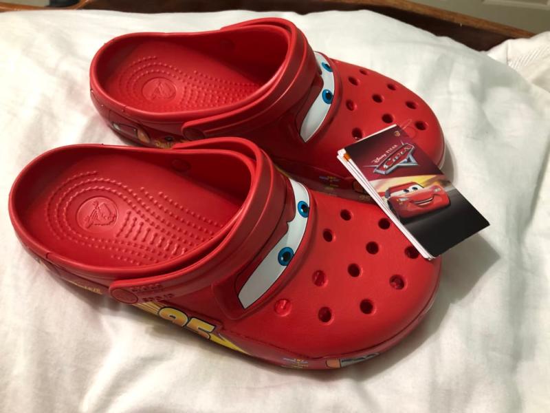 Lightning mcqueen crocs for on sale men