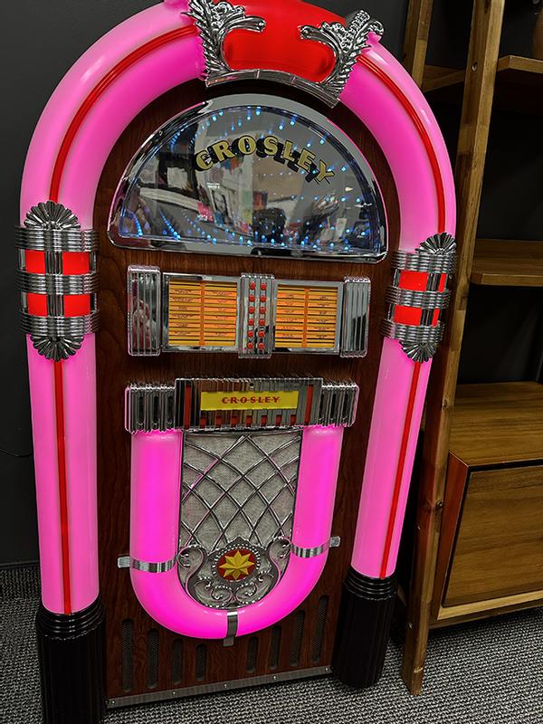 The Mayfield Full-Size Jukebox