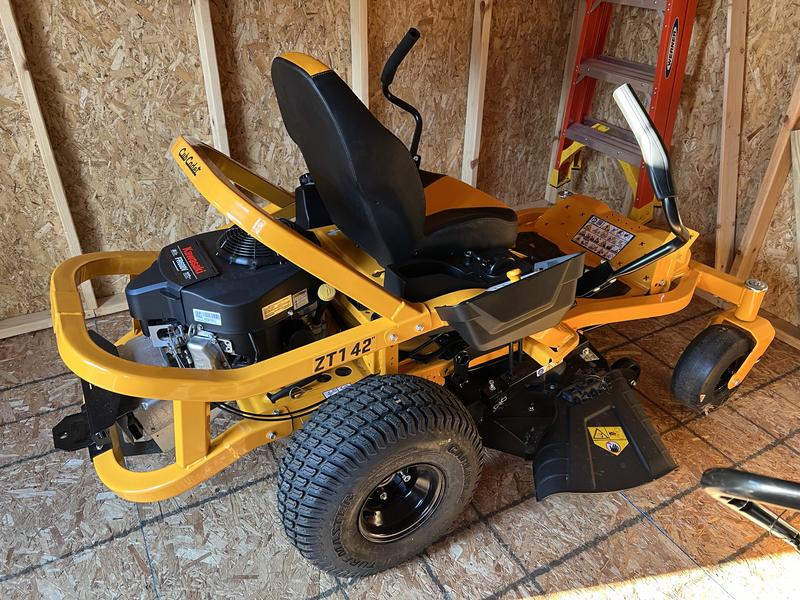 Cub Cadet ZT1 42 Zero Turn Mower – Peach Country Tractor