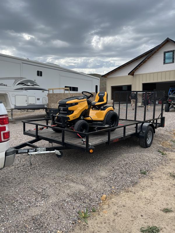 Cub Cadet XT1 54 24 HP Hydro Lawn Tractor - XT1 ST54