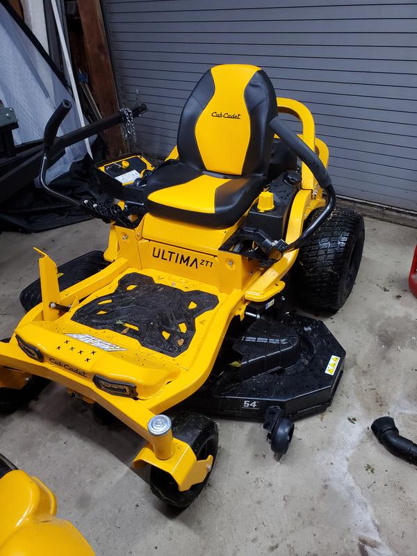 Cub Cadet Mounted Double Bagger for 50 in. to 54 in. Ultima Mowers at  Tractor Supply Co.