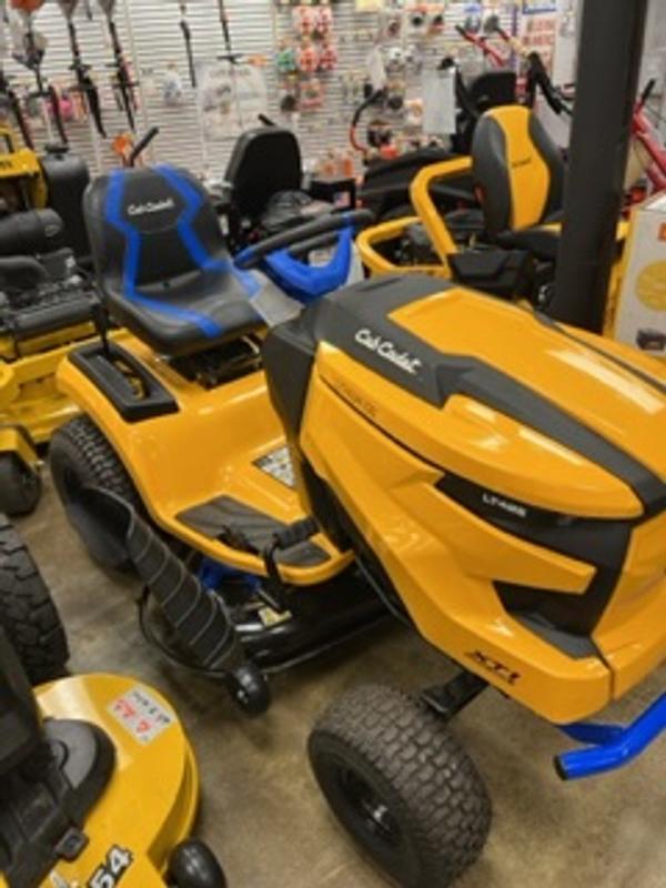 Cub cadet lt42e online electric riding mower 33aba7cs710