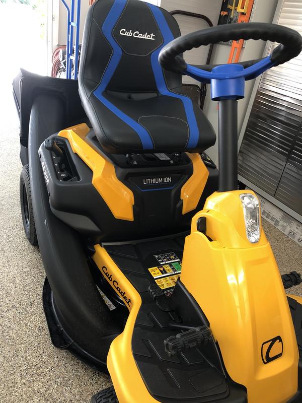 Cub cadet cc online 30 e electric rider