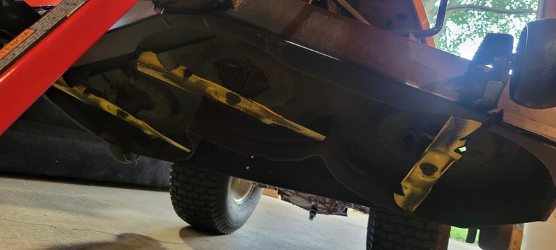 These are star pattern. You can tell the difference by looking at the area around the nut and the owners manual for reference.