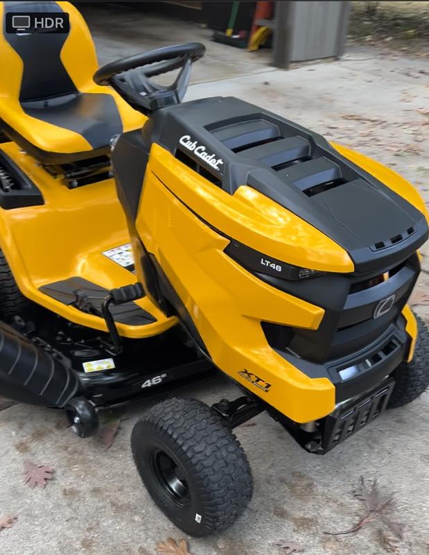 Cub Cadet XT1 LT46 Lawn Tractor