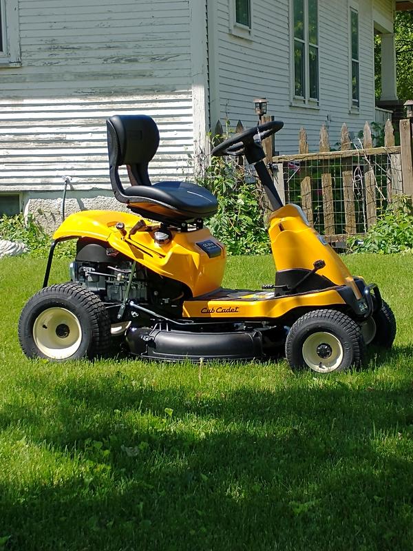 Cub Cadet 30 10.5HP Hydro Gas Rear Engine Riding Mower - CC30H