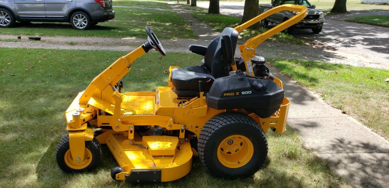 Pro Z 960S EFI Commercial Zero Turn Mower Cub Cadet US