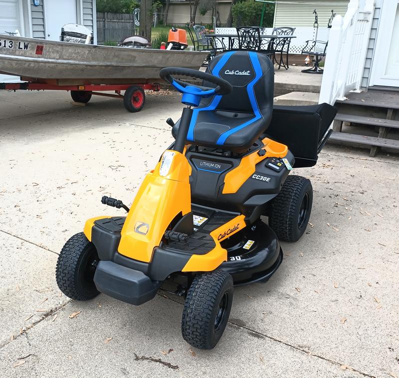 Cub Cadet CC30E Electric Riding Mower