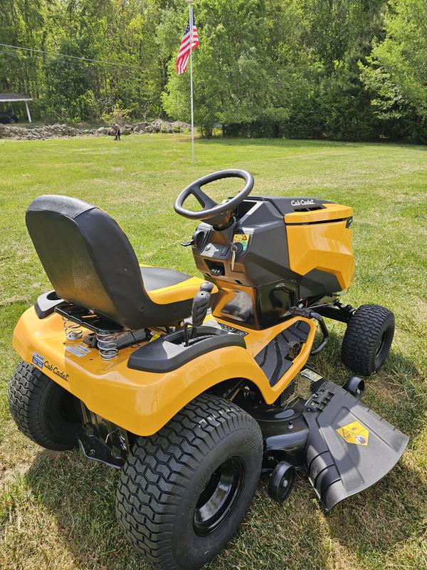 Cub cadet best sale xt1 46 review