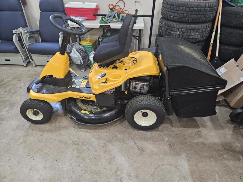 Cub cadet cc30h rear bagger sale