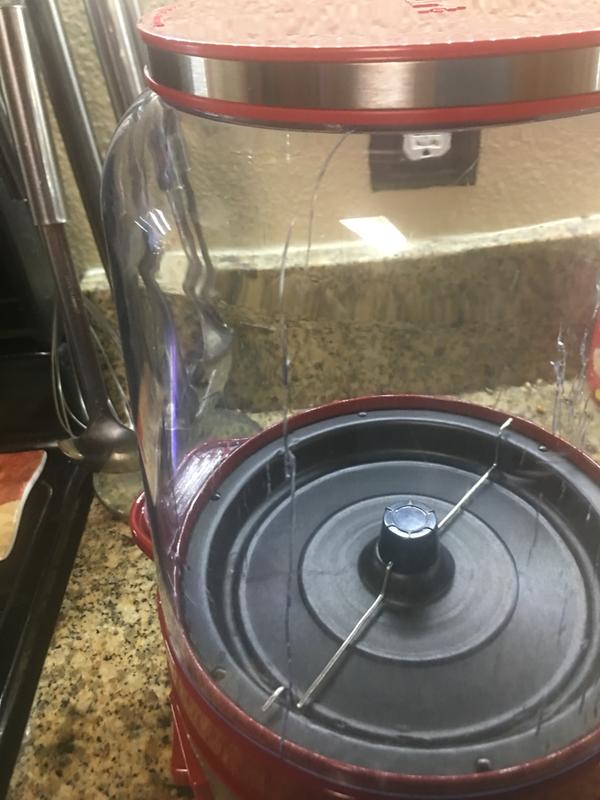 Cracks around the bowl