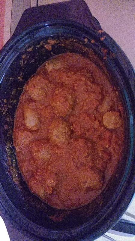 Perfect size my sauce with meatballs and sausage!