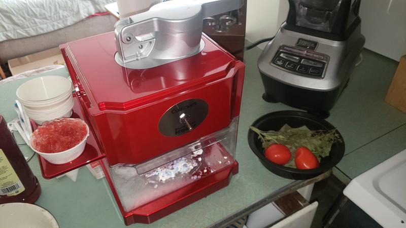 Cuisinart Snow Cone Maker Review: Fun for Parties