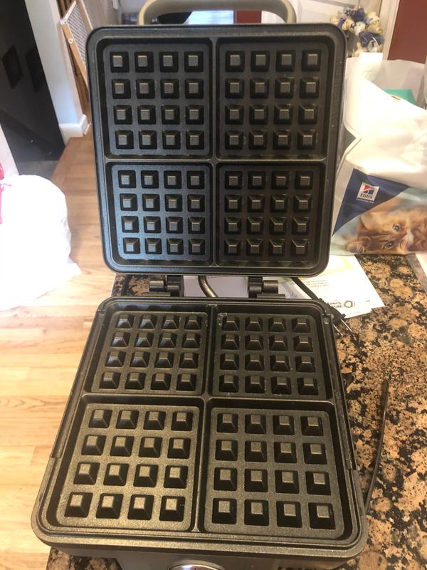Cuisinart, 4-Slice Belgian Waffle Maker with Pancake Plate WAF