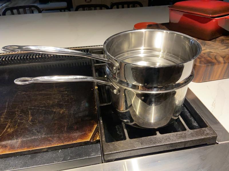 The double boiler is sitting on top of the 4 qt saucepan I already had.