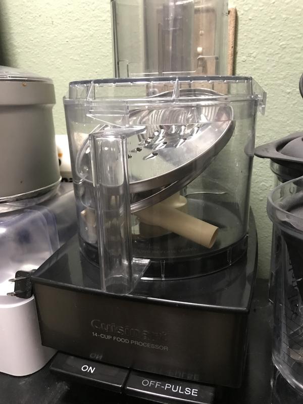 Cuisinart 14-Cup Food Processor + Dough Blade | Black Stainless