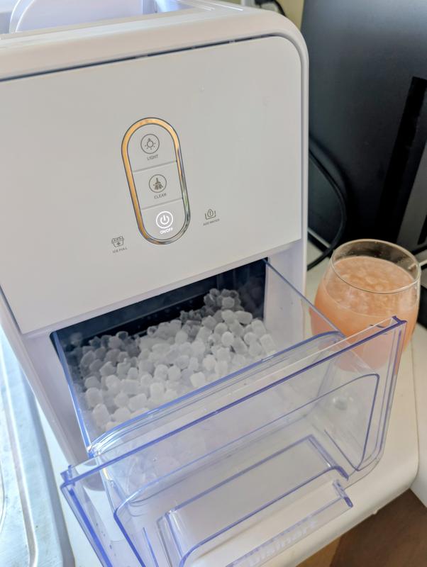Ice for cocktails