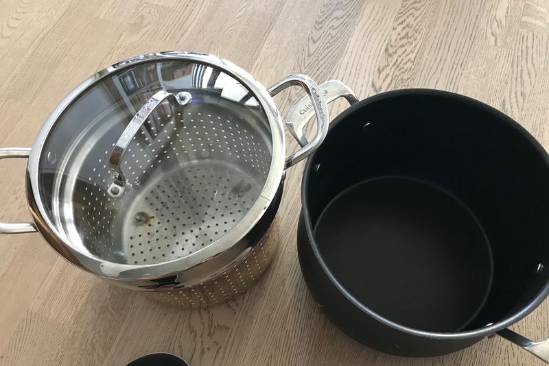 The cover fits the pasta insert perfect