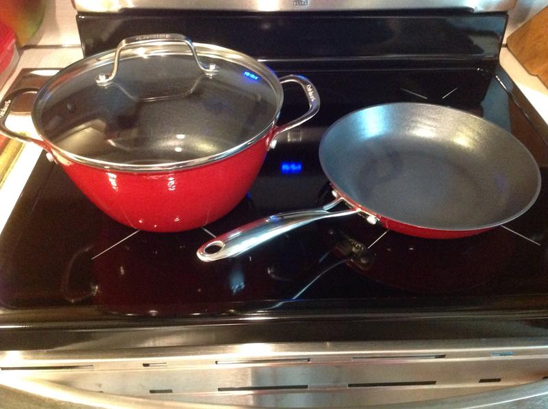 Cuisinart CastLite Nonstick CIL22-26RN Cookware Review - Consumer Reports