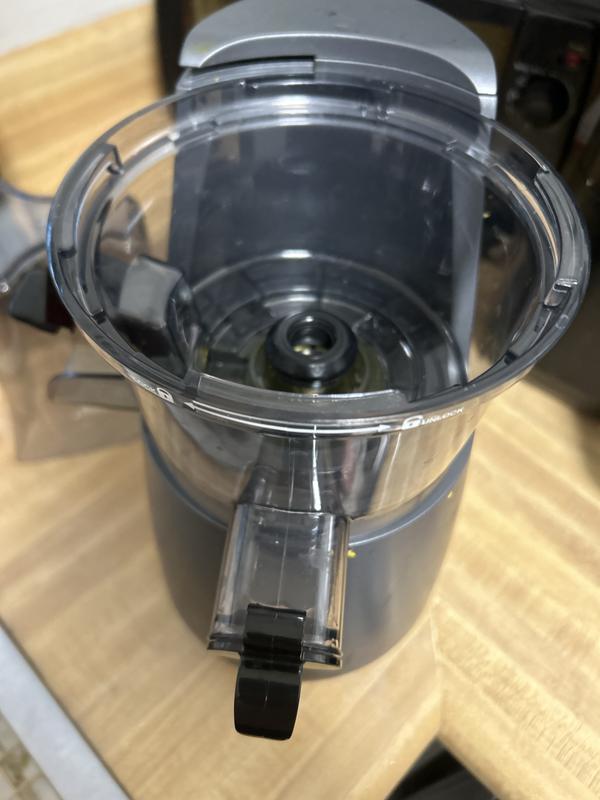 Cuisinart CSJ 300P1 Easy Clean Slow Juicer Macy S