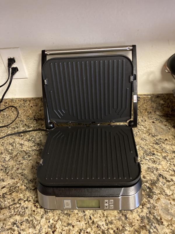 Top / bottom grills  can be turned on independently.