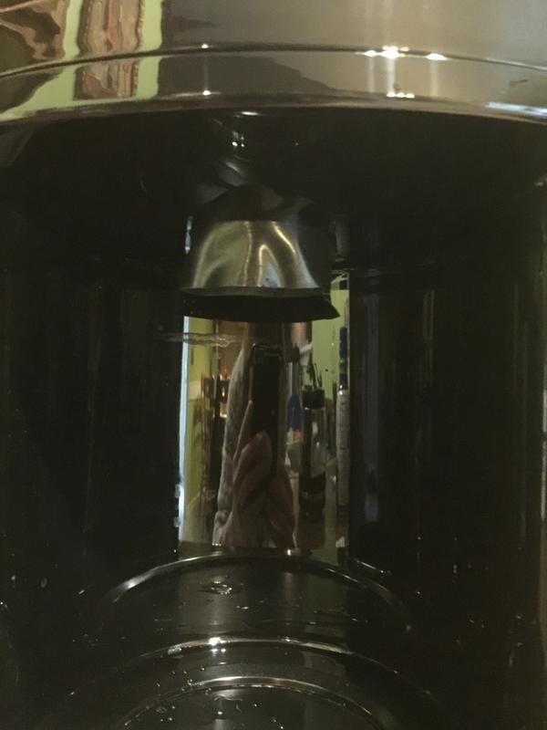 Rubber area doesn’t allow to not drip