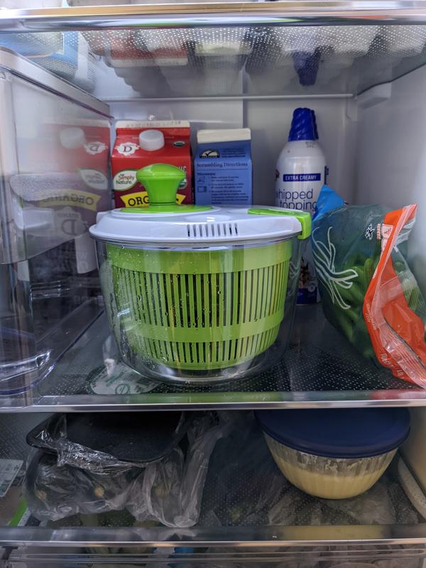 Small size doesn't take up too much room in the fridge