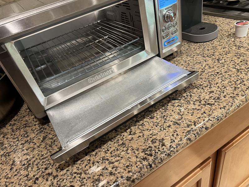 front pull crumb tray.