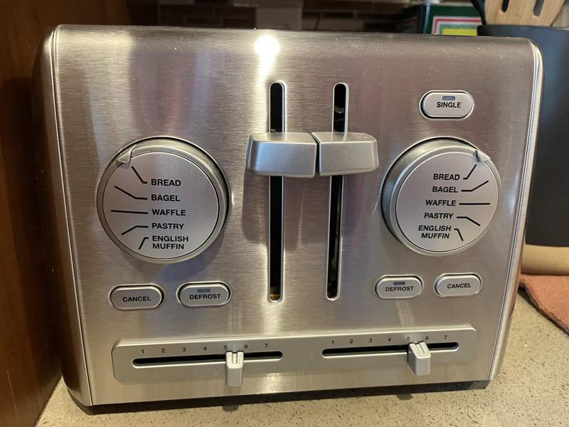 Cuisinart - Custom Select 4-Slice Toaster