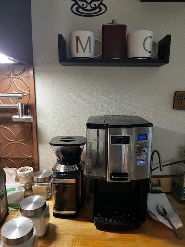 Customer carousel item 9.