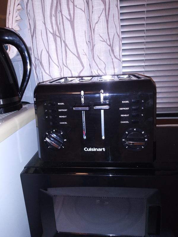 Cuisinart 4-Slice Toaster - Black - CPT-142BK