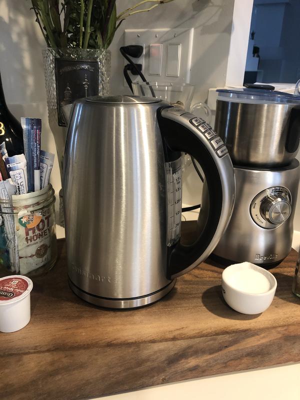 NEW Cuisinart Electric Kettle, 1.7 Liter for Sale in Palo Alto, CA