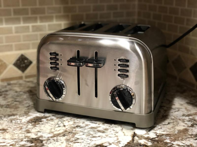 Cuisinart 4-Slice Metal Classic Toaster w/ Cutting Board & Bread