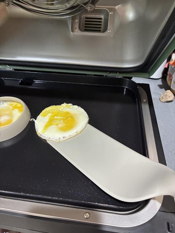 Egg molds and smaller spatula