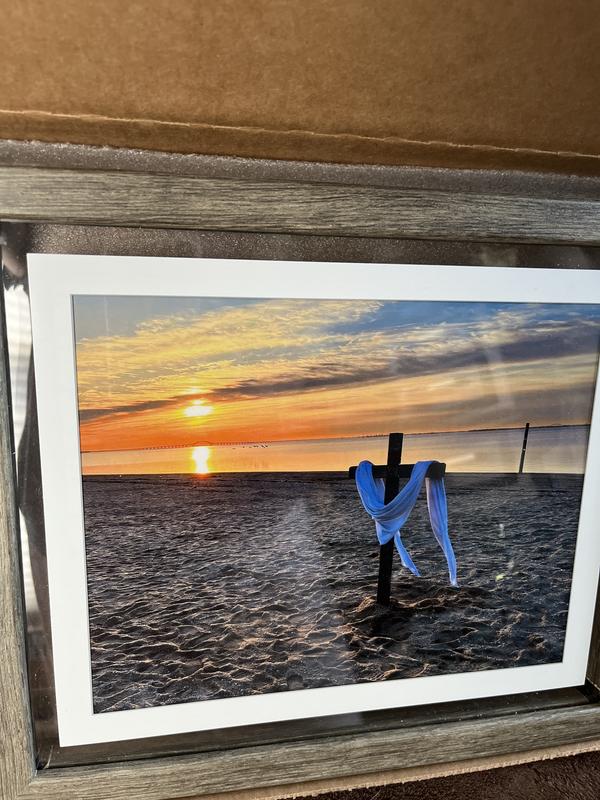 Malden malden 16x20 matted picture frame - made to display pictures 11x14  with mat, or 16x20 without mat -black
