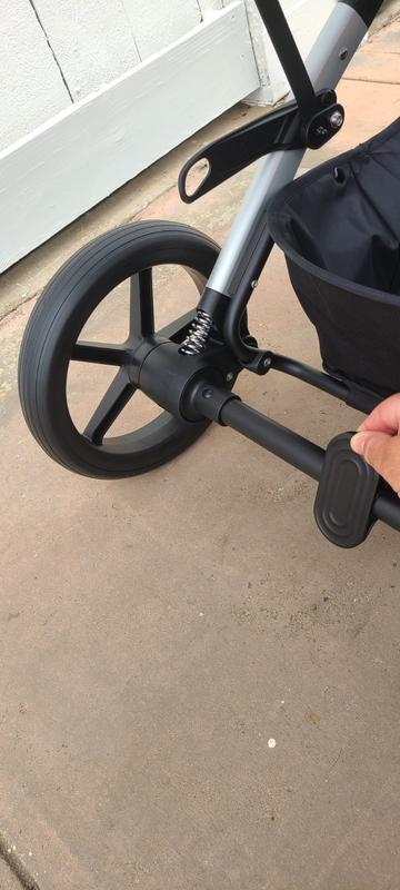 Awesome wheels! Good foe every terrain!