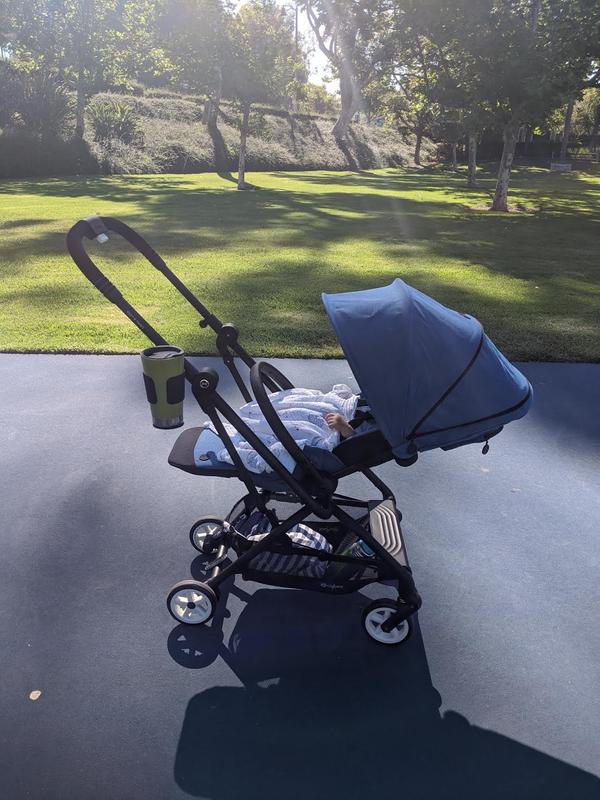 Twist 2 Stroller in parent facing mode.