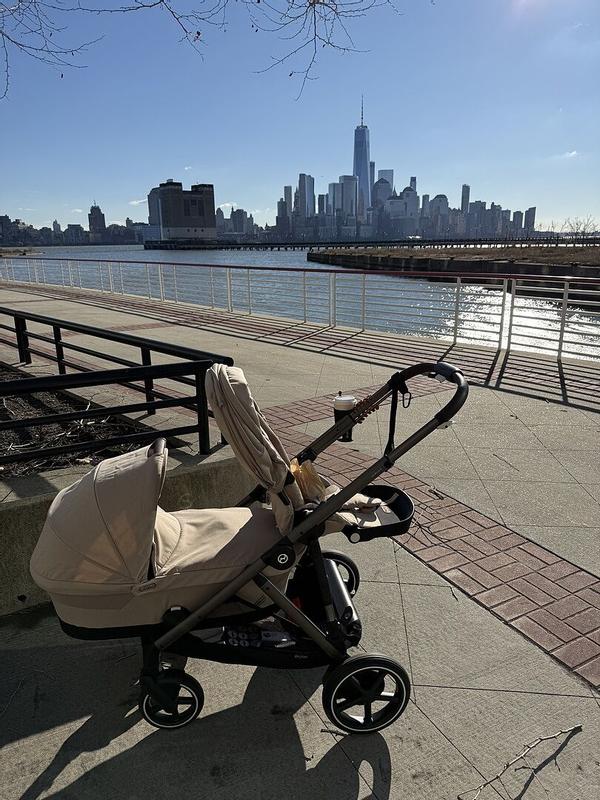 Review Thumbnail Image 0 1215408272