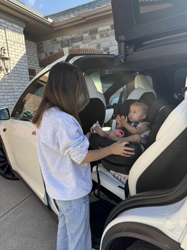 Customer photo for "A Great Convertible Car Seat"