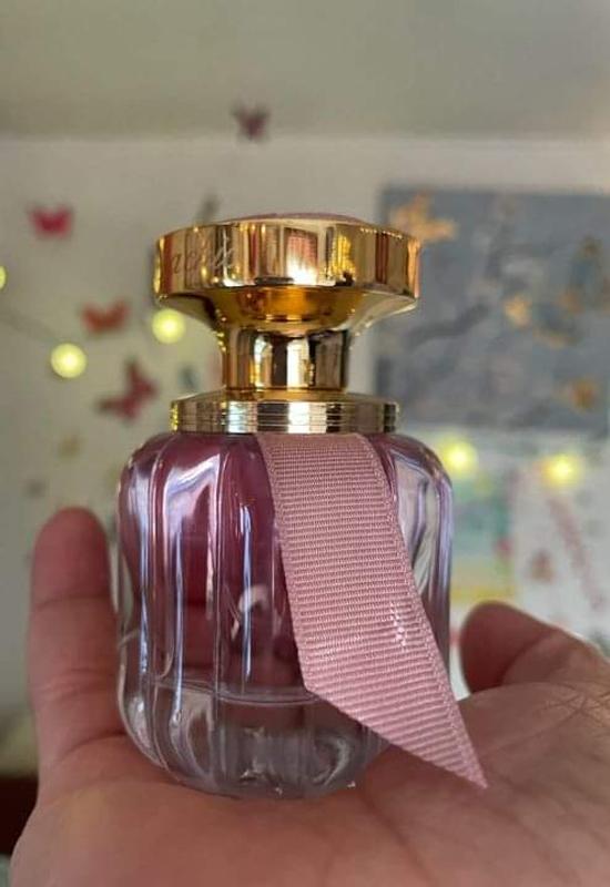 Artistry flora outlet chic perfume review