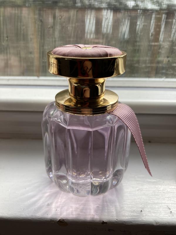 Artistry flora outlet chic perfume review