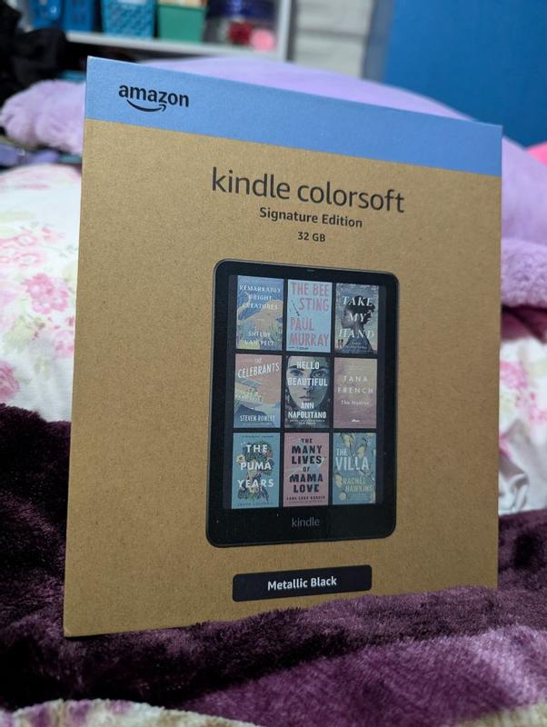 Amazon Kindle Colorsoft with a Glare-Free Display | Abt