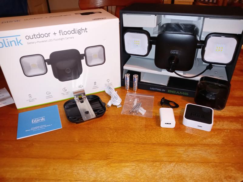 Blink Outdoor Camera and Floodlightw/ Voucher