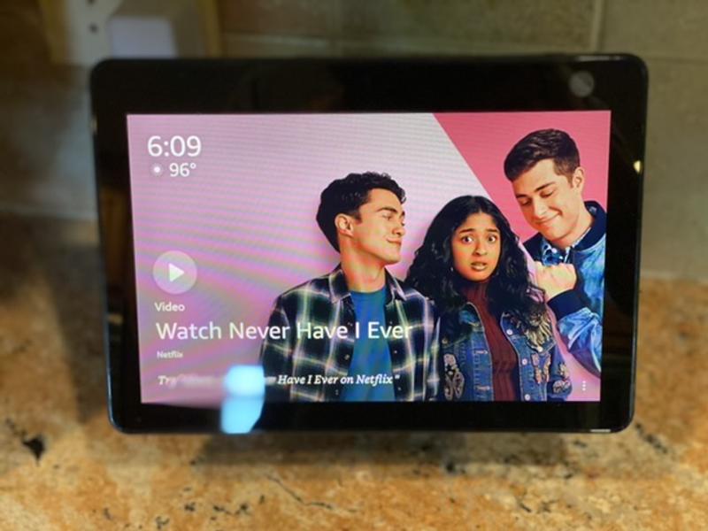 Echo Show 10 3rd Gen, HD smart display with premium South Korea