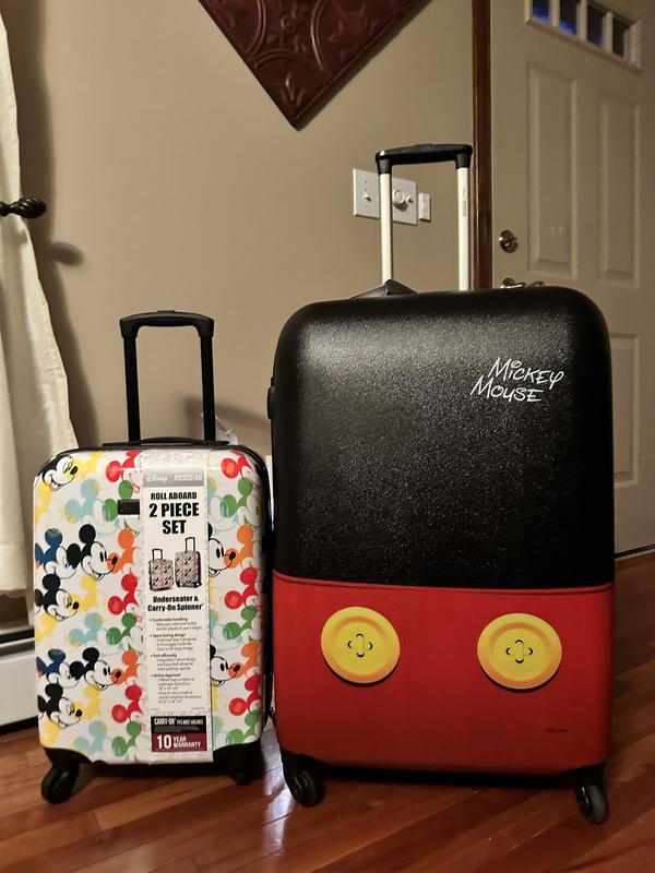 It looks so cute, with my other Mickey bags!