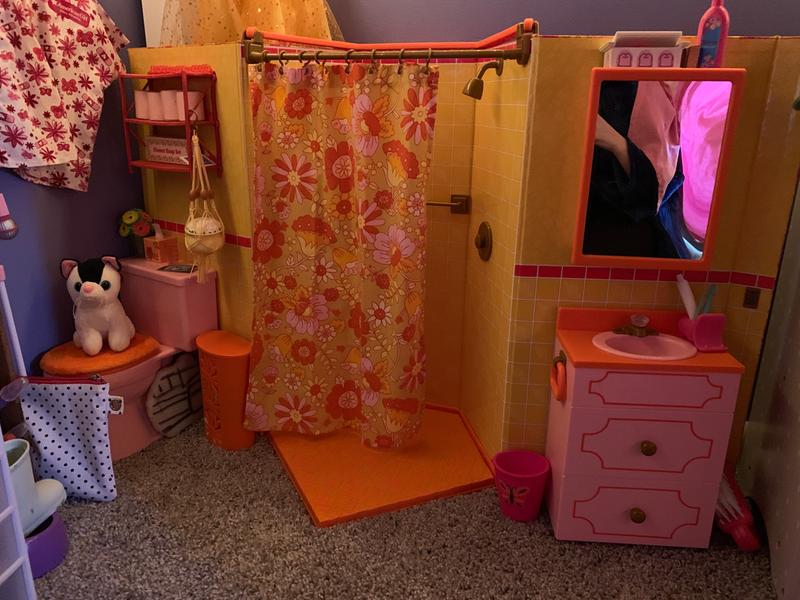 American girl store doll bathroom set