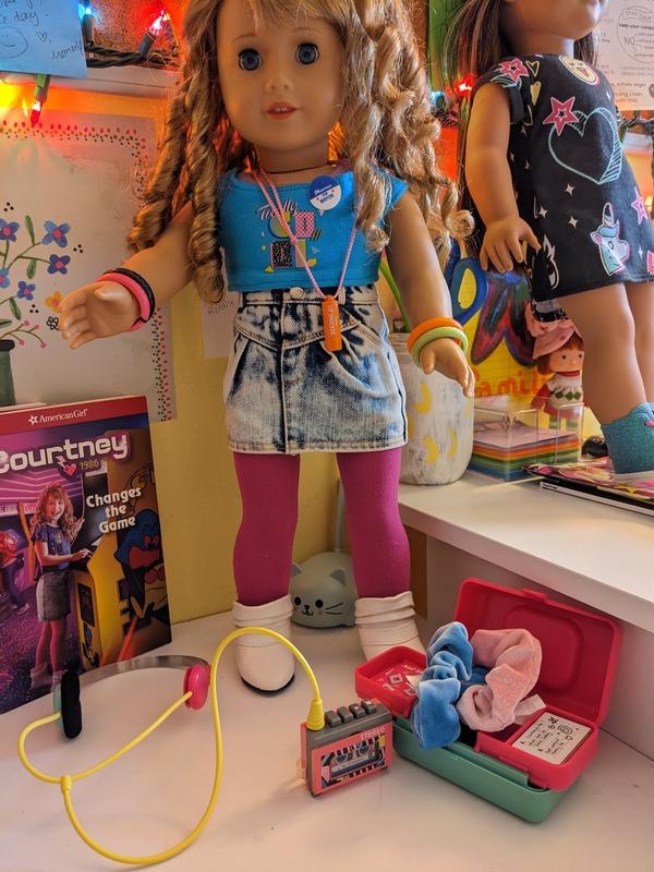 Courtney Doll & Book and Courtney's Meet Accessory | American Girl