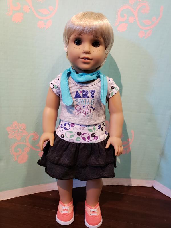 american girl sightseeing outfit